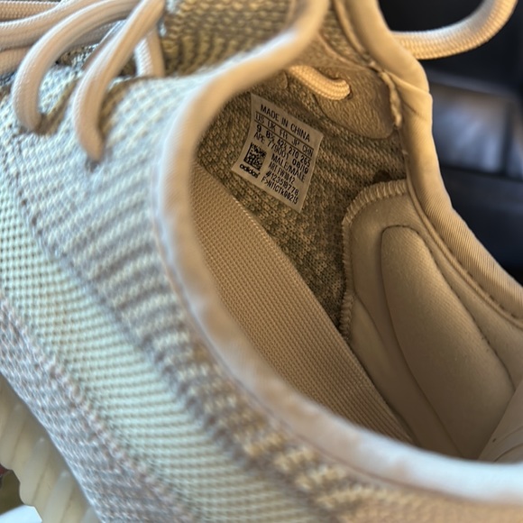 Yeezy Citrin Non-reflective 2019 release - Picture 10 of 10